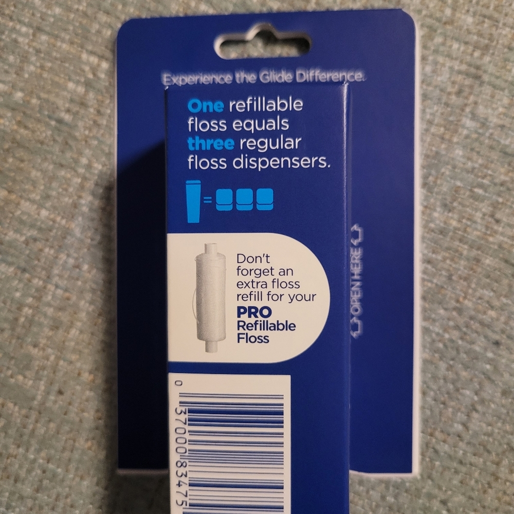 NIB x1 Oral-B Glide Pro Refillable Floss 120m. - Picture 2 of 3